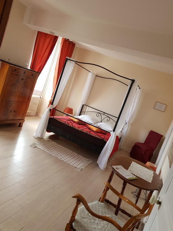 Comme A La Maison Bed and Breakfast Tours-sur-Marne Zewnętrze zdjęcie